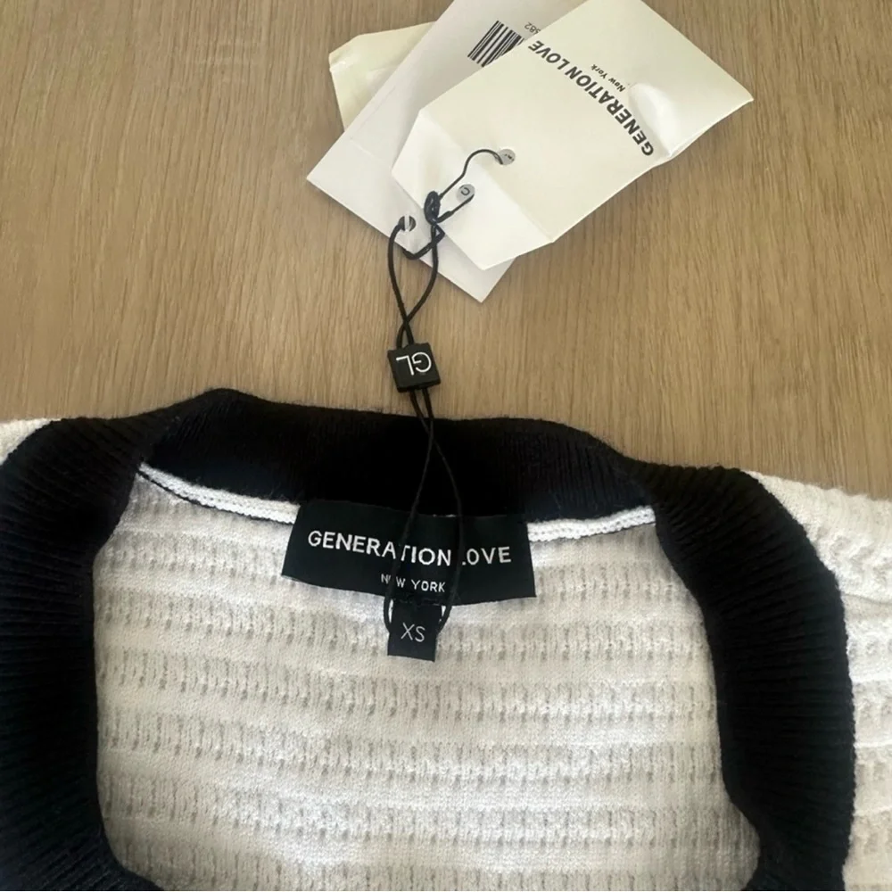 Generation Love Black and White Short Sleeve Knit Cardigan with gold buttons - Picture 3 of 4